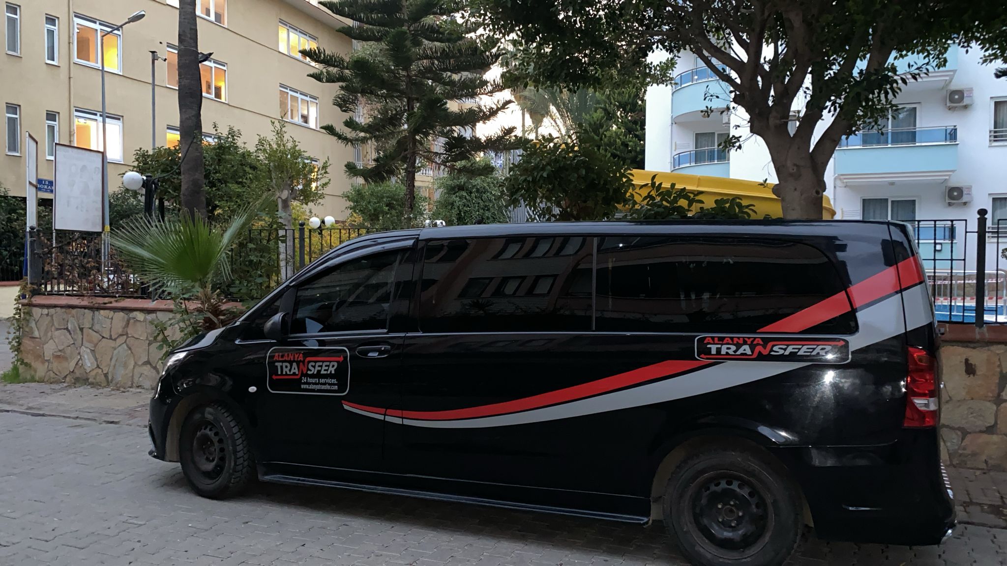 Gazipaşa Alanya Airport to Alanya Centrum Private Transfer Services for Comfortable Fast and Stress Free Travel alanyatransfer.com