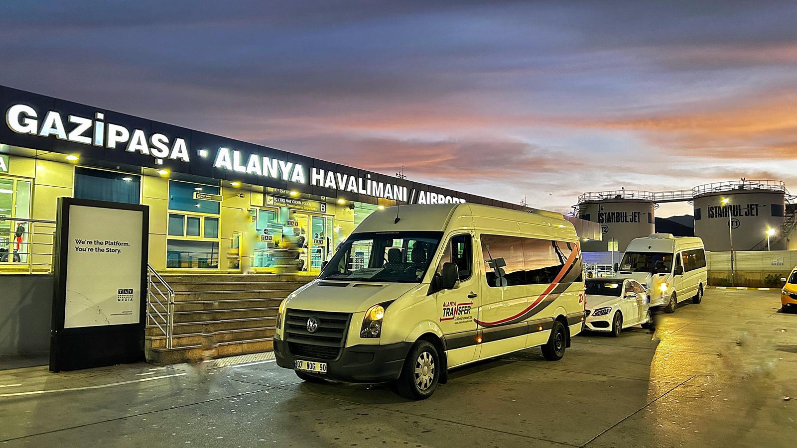 Gazipaşa Alanya Airport to Sultan Apartment 56. Sokak Oba Alanya Private Transfer Services Safe Comfortable and 247 Transportation by alanyatransfer.com