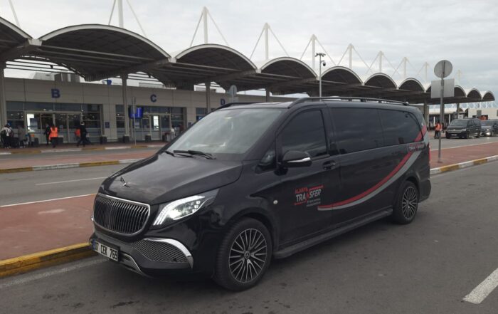 Premium Antalya AYT Airport to Regnum The Crown Belek VIP Transfer Services for a Luxurious & Stress Free Arrival alanyatransfer.com