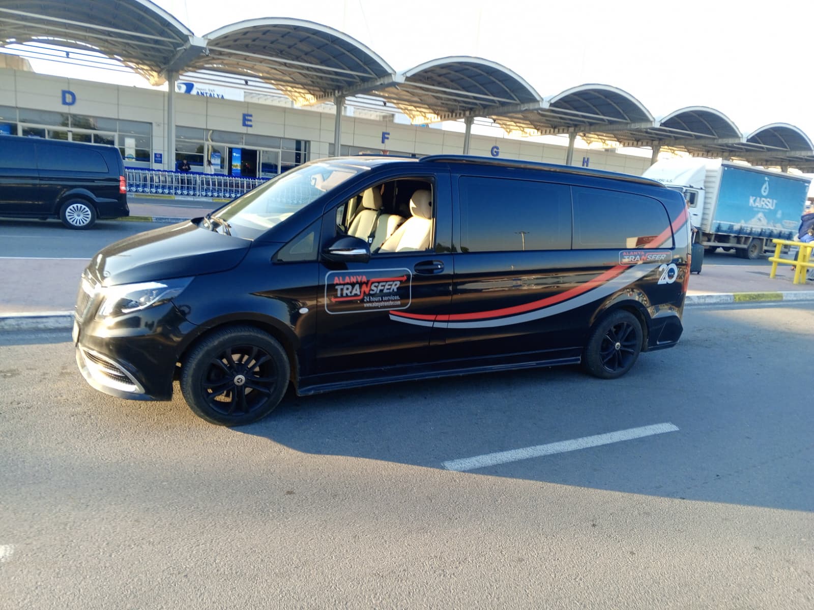 Antalya AYT Airport to Senza Inova Beach Hotel Konaklı VIP Transfer Services for a Premium Arrival Experience