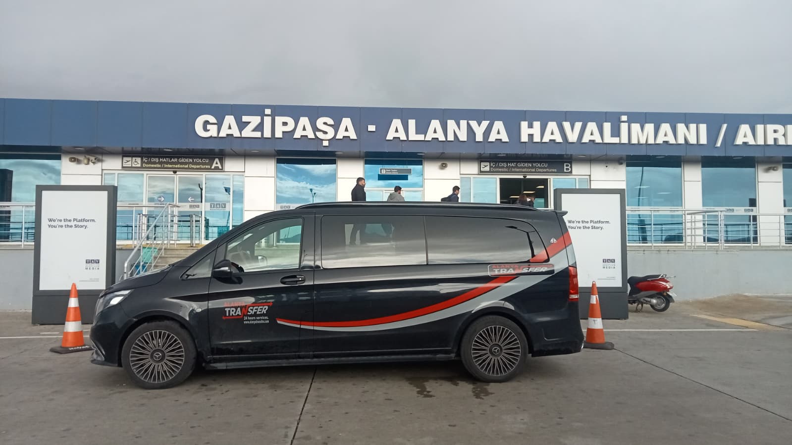 Comfortable Gazipaşa Alanya Airport to Diamond Beach 1 Avsallar Private Transfer Services for a Smooth Holiday Start www.alanyatransfer.com
