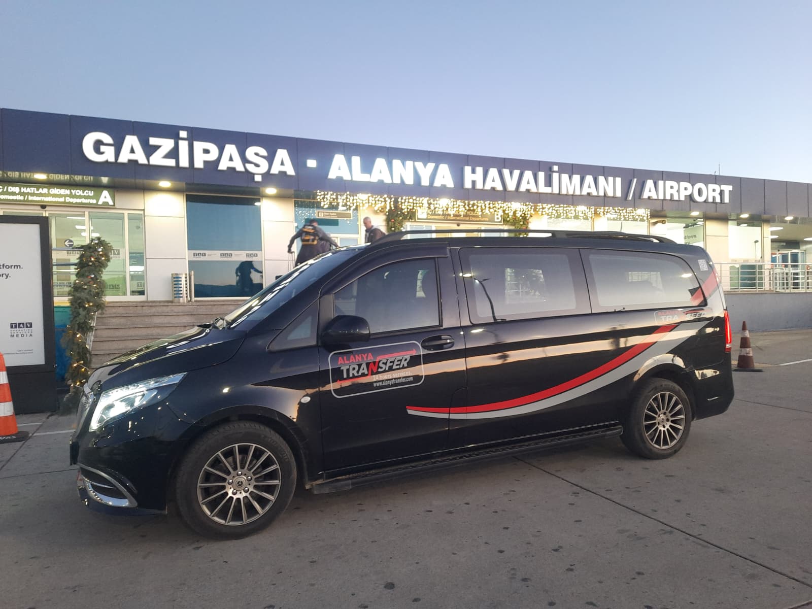 Gazipaşa Alanya Airport to Best Home Alanya Towers Residence Private Transfer Services Safe Comfortable and Direct Transportation
