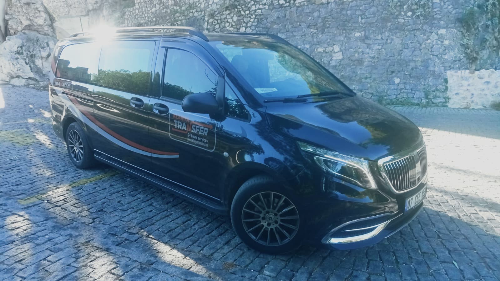 Gazipaşa Alanya Airport to Tepe Villa Resort Alanya Private Transfer Services with Safe Comfortable and Door to Door Transportation