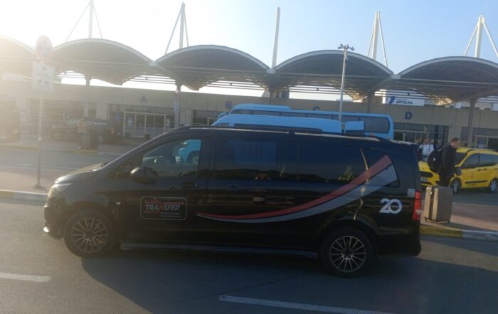 Premium Antalya AYT Airport to Titanic Deluxe Golf Belek VIP Transfer Services for a Luxury Travel Experience www.alanyatransfer.com