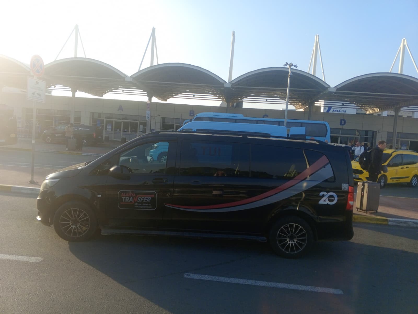 Premium Antalya AYT Airport to Titanic Deluxe Golf Belek VIP Transfer Services for a Luxury Travel Experience www.alanyatransfer.com