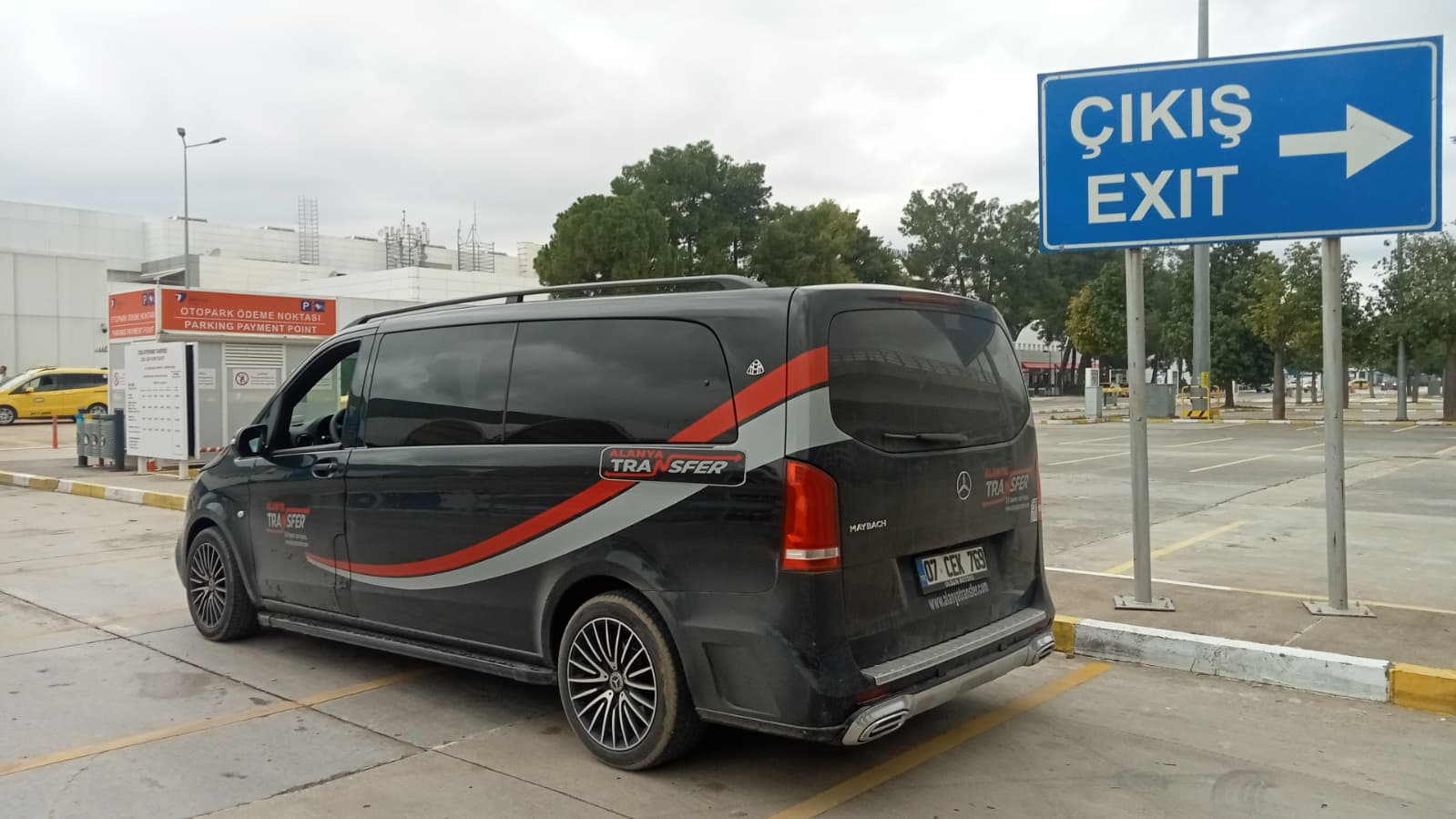 Antalya AYT Airport to Cleopatra Golden Beach Hotel Alanya VIP Transfer Services Exclusive Fast and Stress Free Arrival