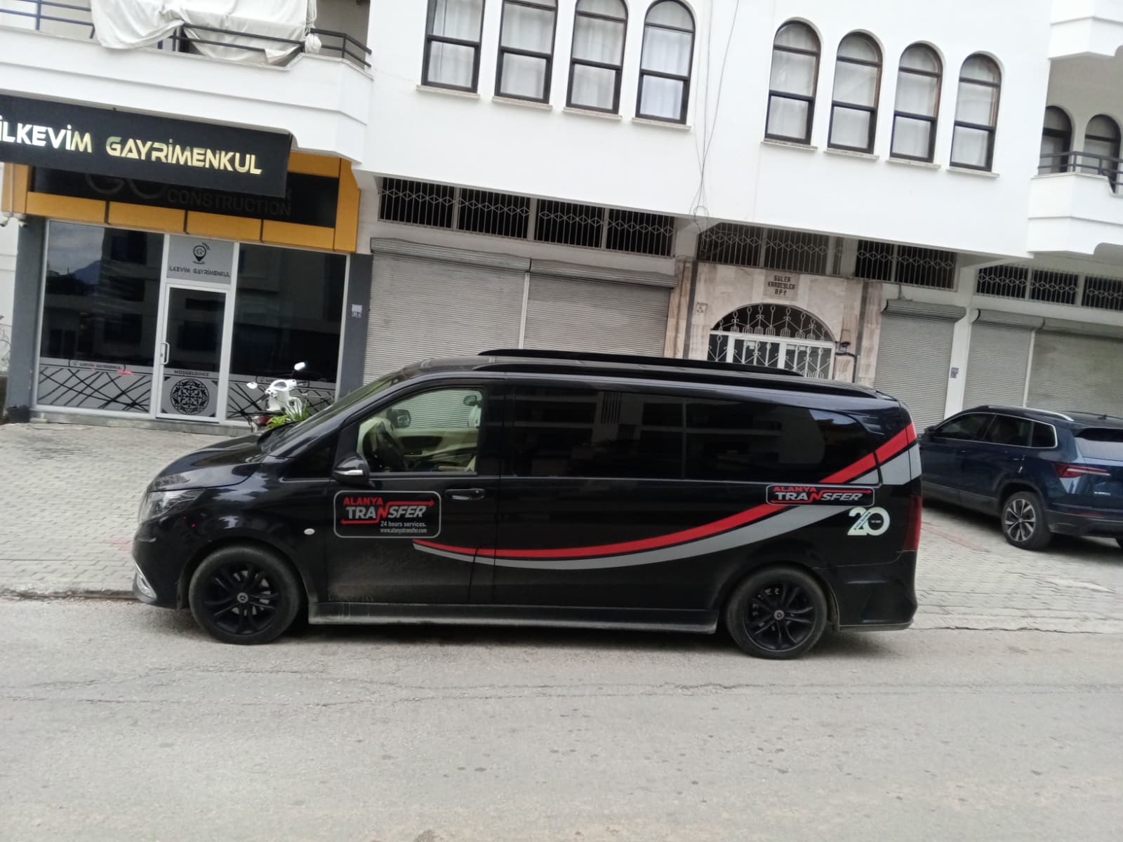 Antalya AYT Airport to Rixos Sungate Beldibi Kemer VIP Transfer Services for Luxury Comfort and Seamless Arrival Experience