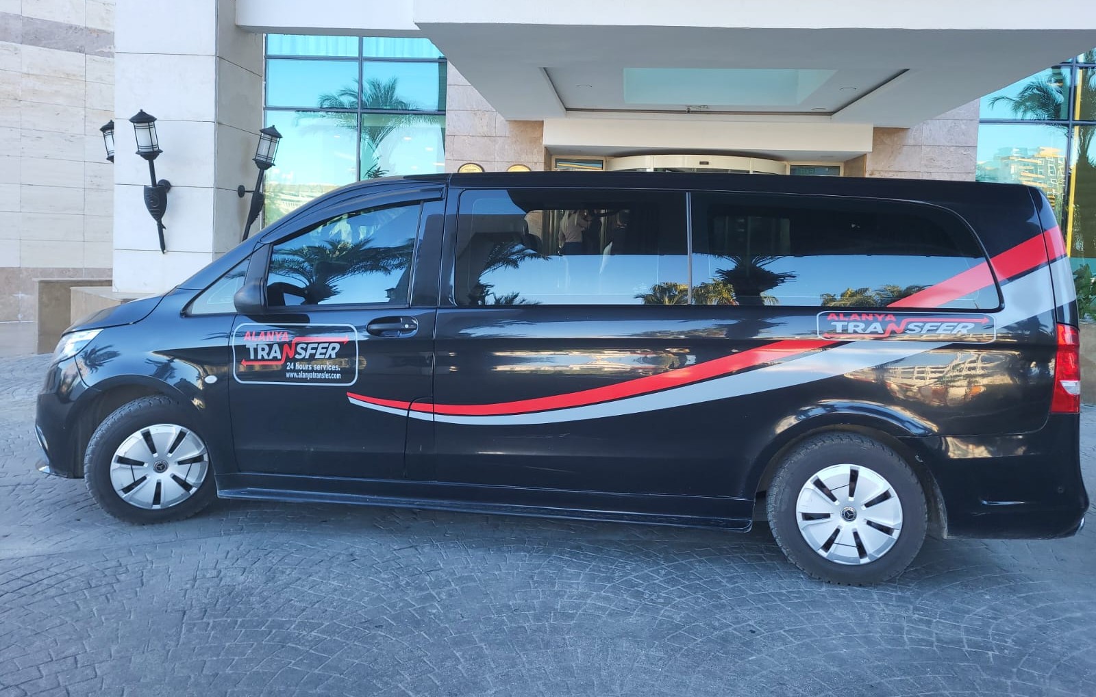 Antalya AYT Airport to Wome Deluxe Hotel Avsallar VIP Transfer Services for a Premium and Relaxed Arrival