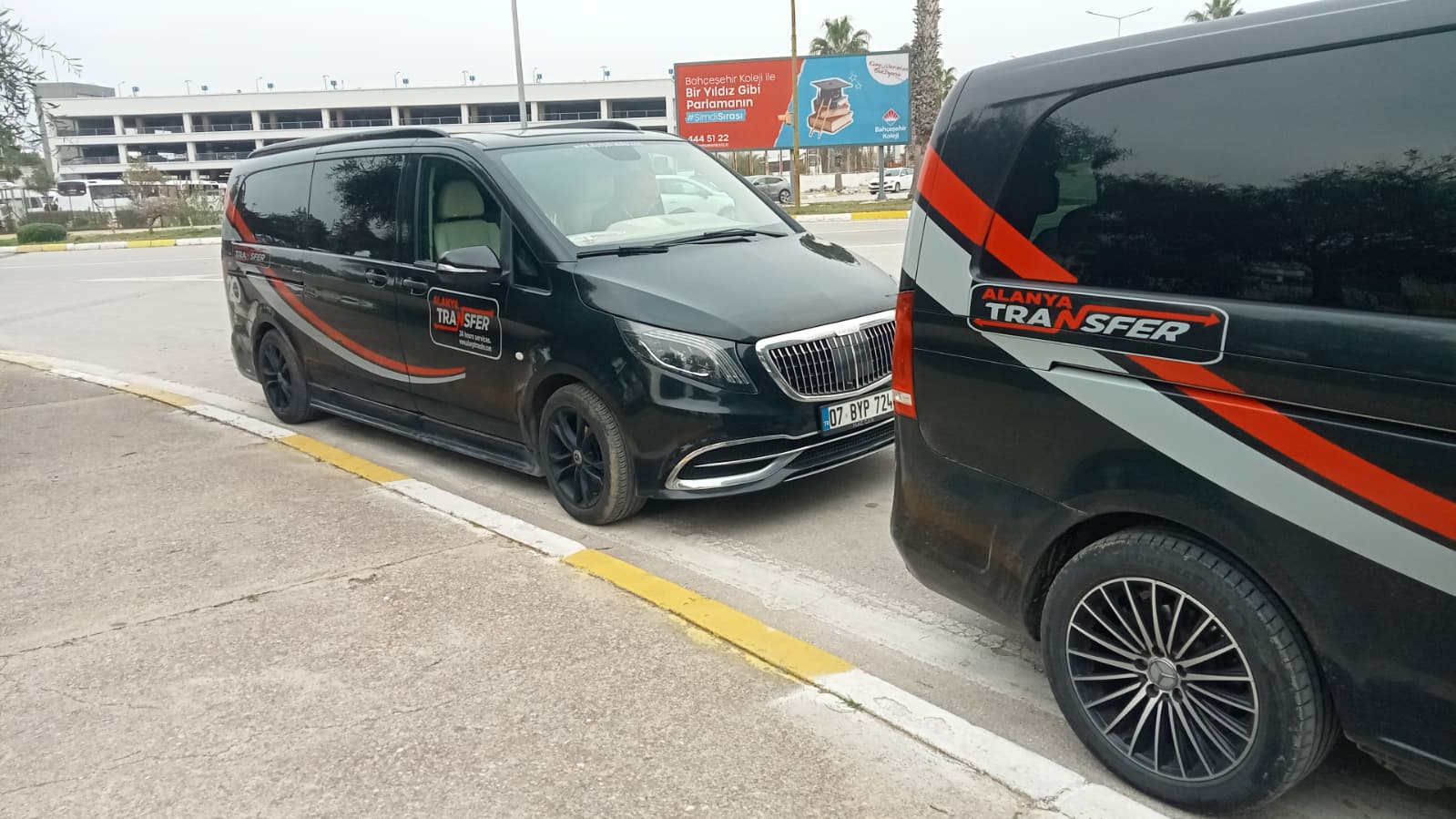 Antalya AYT Airport to Damlataş Apart Otel Alanya VIP Transfer Services Luxury Safe and Direct Airport Transportation