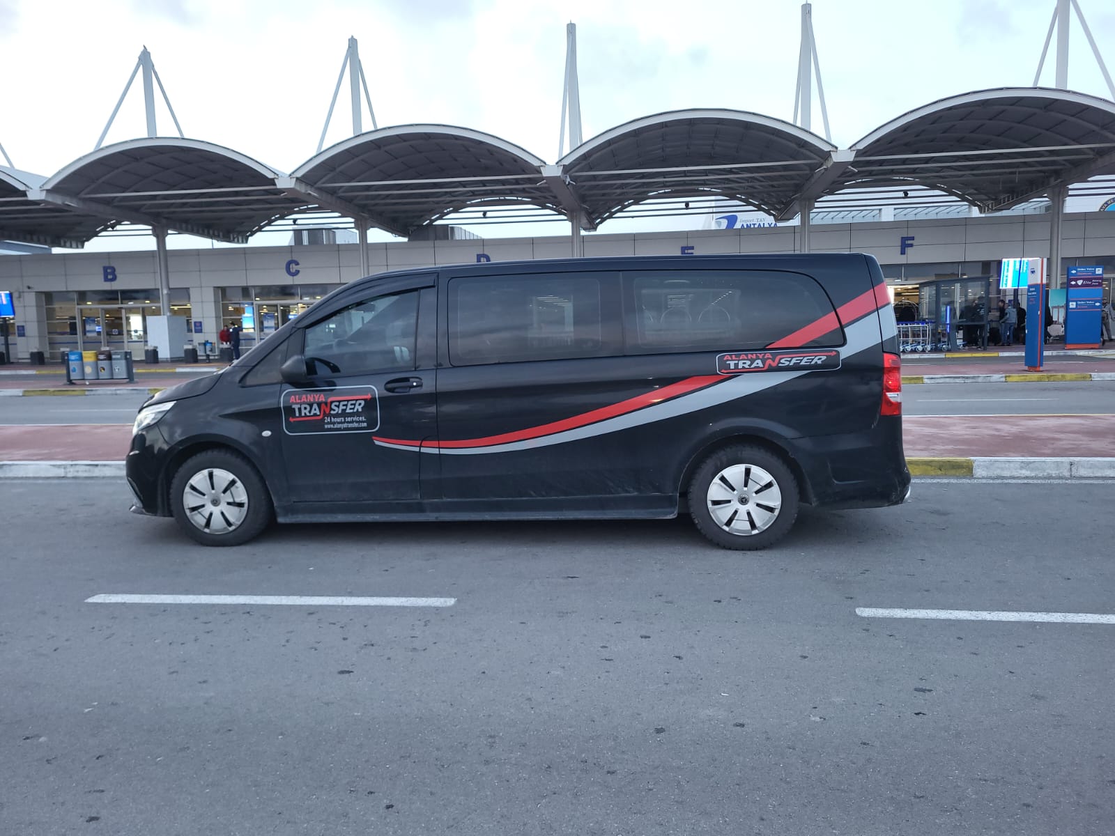 Antalya AYT Airport to Gardenia Hotel Alanya VIP Transfer Services Luxury Fast and Private Airport Transportation Experience