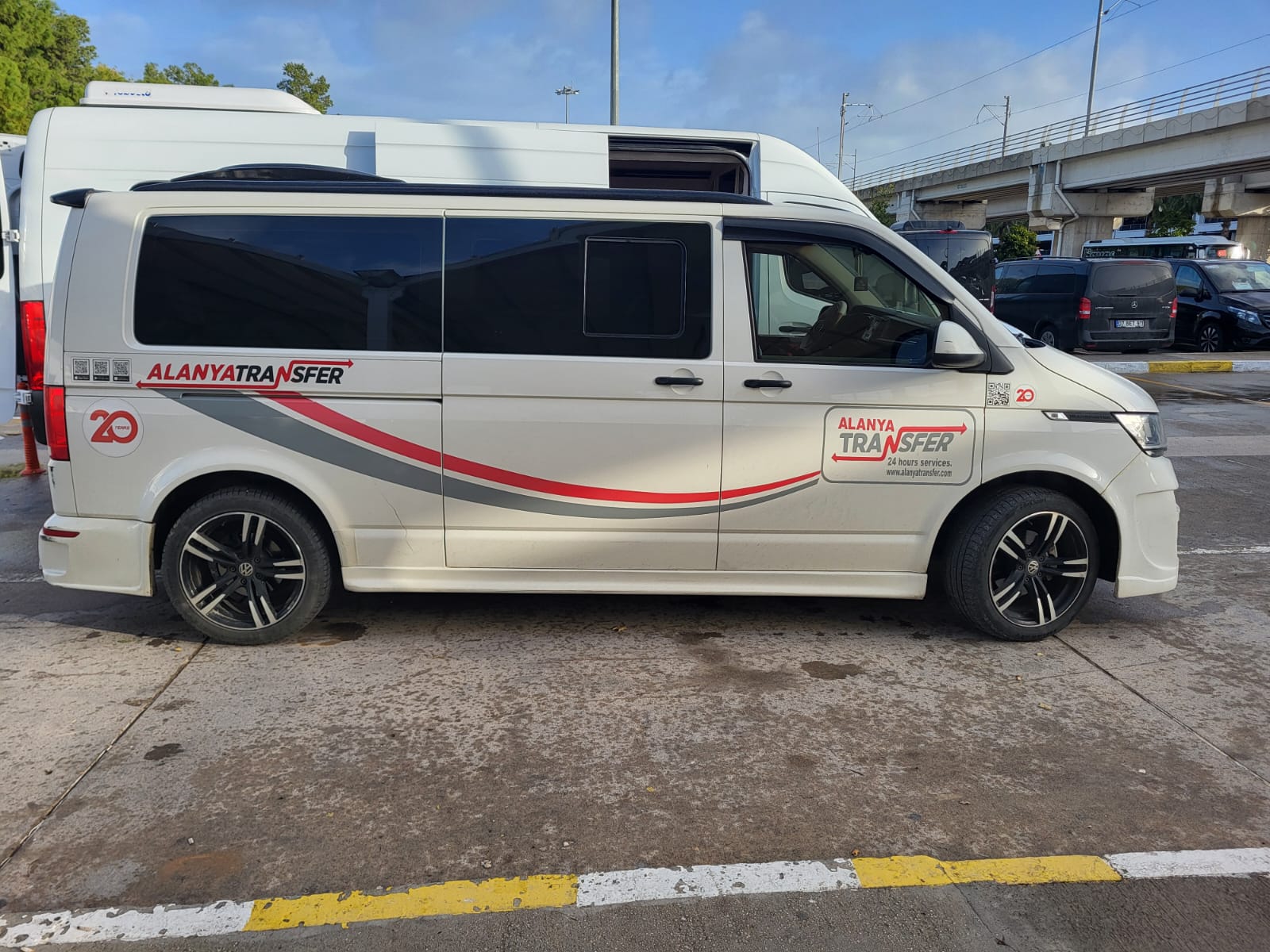 Antalya AYT Airport to Regnum The Crown Belek VIP Transfer Services with Luxury Comfort and Privacy