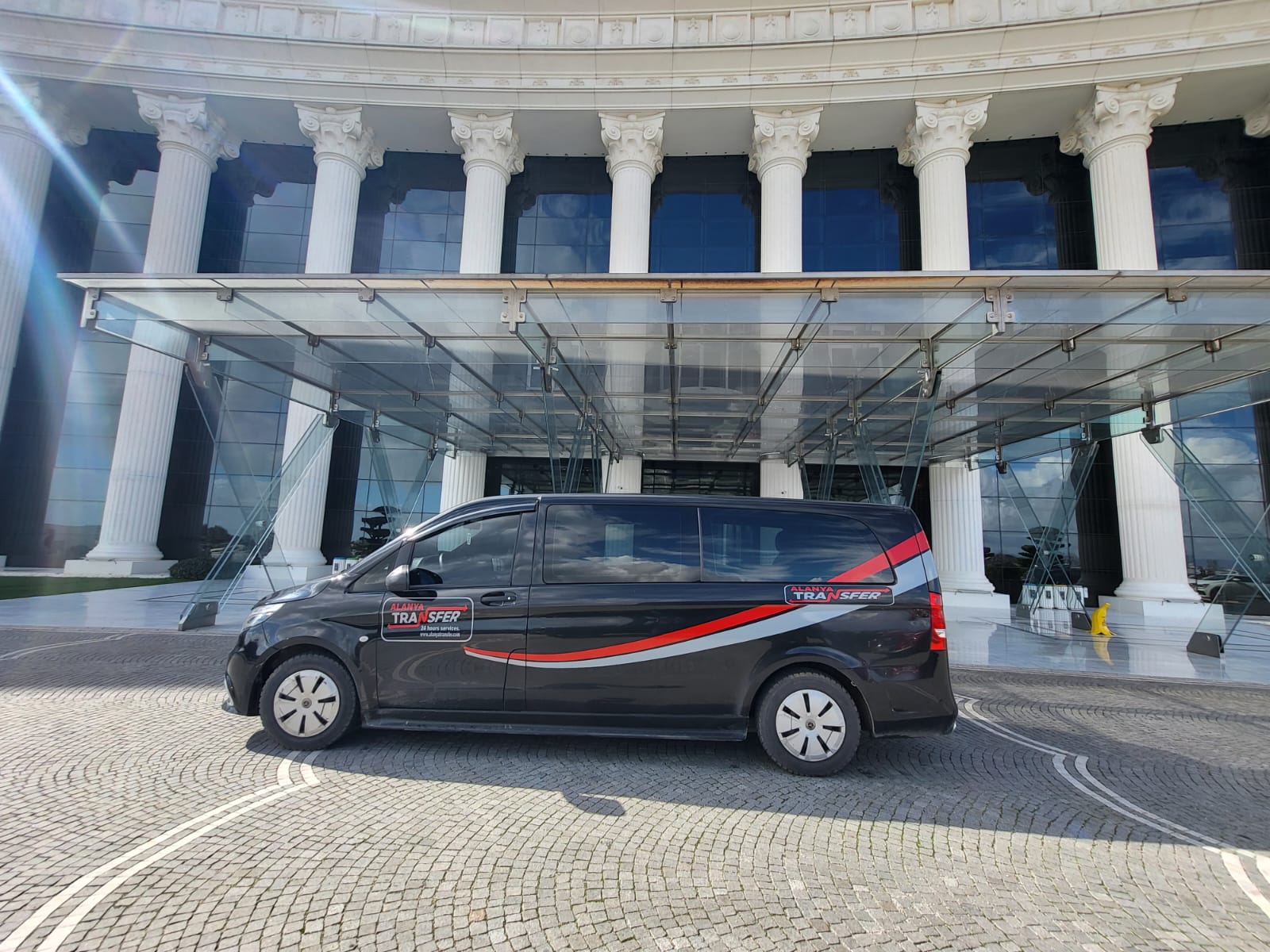 Exclusive Antalya AYT Airport to Villa Sun Flower Aparts Alanya VIP Transfer Services for Luxury and Stress Free Arrival