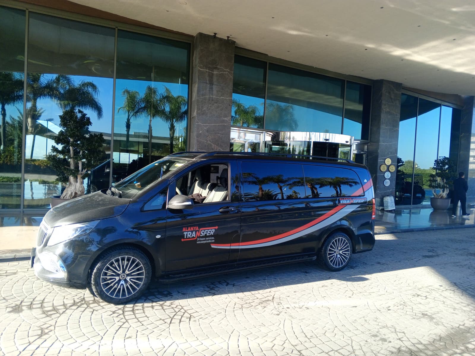 Fast and Comfortable Gazipaşa Alanya Airport to Jasmine City Life Mahmutlar Private Transfer Services for a Smooth Mediterranean Arrival