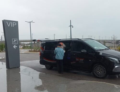 VIP-трансфер из аэропорта Анталии (AYT) до курорта Titanic Beach Lara Resort | Быстрое, безопасное и комфортное прибытие