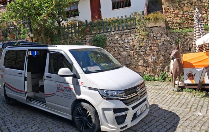 Comfortable and Fully Personalized Private Transfer Service from Gazipaşa Alanya Airport to Defne Apartment No.16 Cinal Street Alanya with Direct City Center Door to Door Transportation