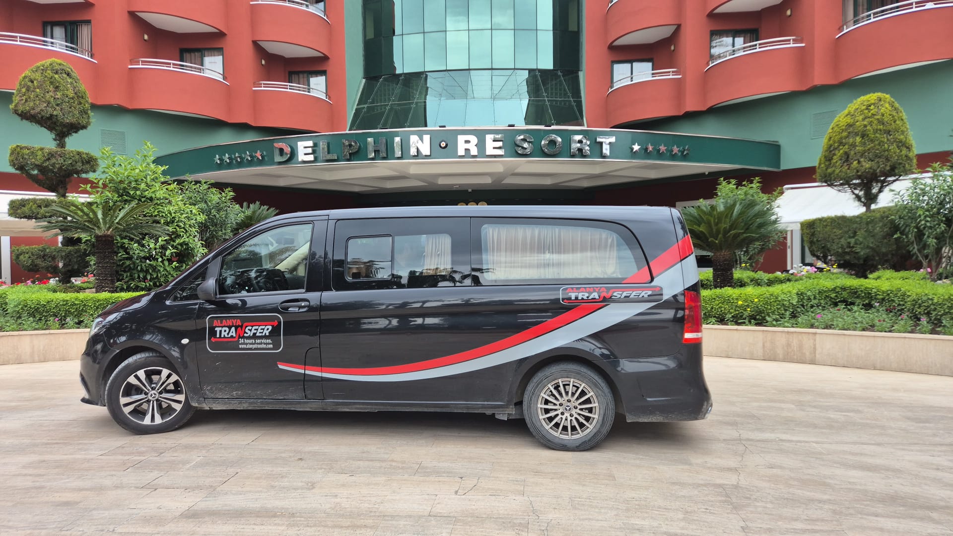 Exclusive Antalya AYT Airport to Delphin Deluxe Resort Okurcalar VIP Transfer Services for Luxury Direct and Stress Free Hotel Arrival on the Mediterranean Coast