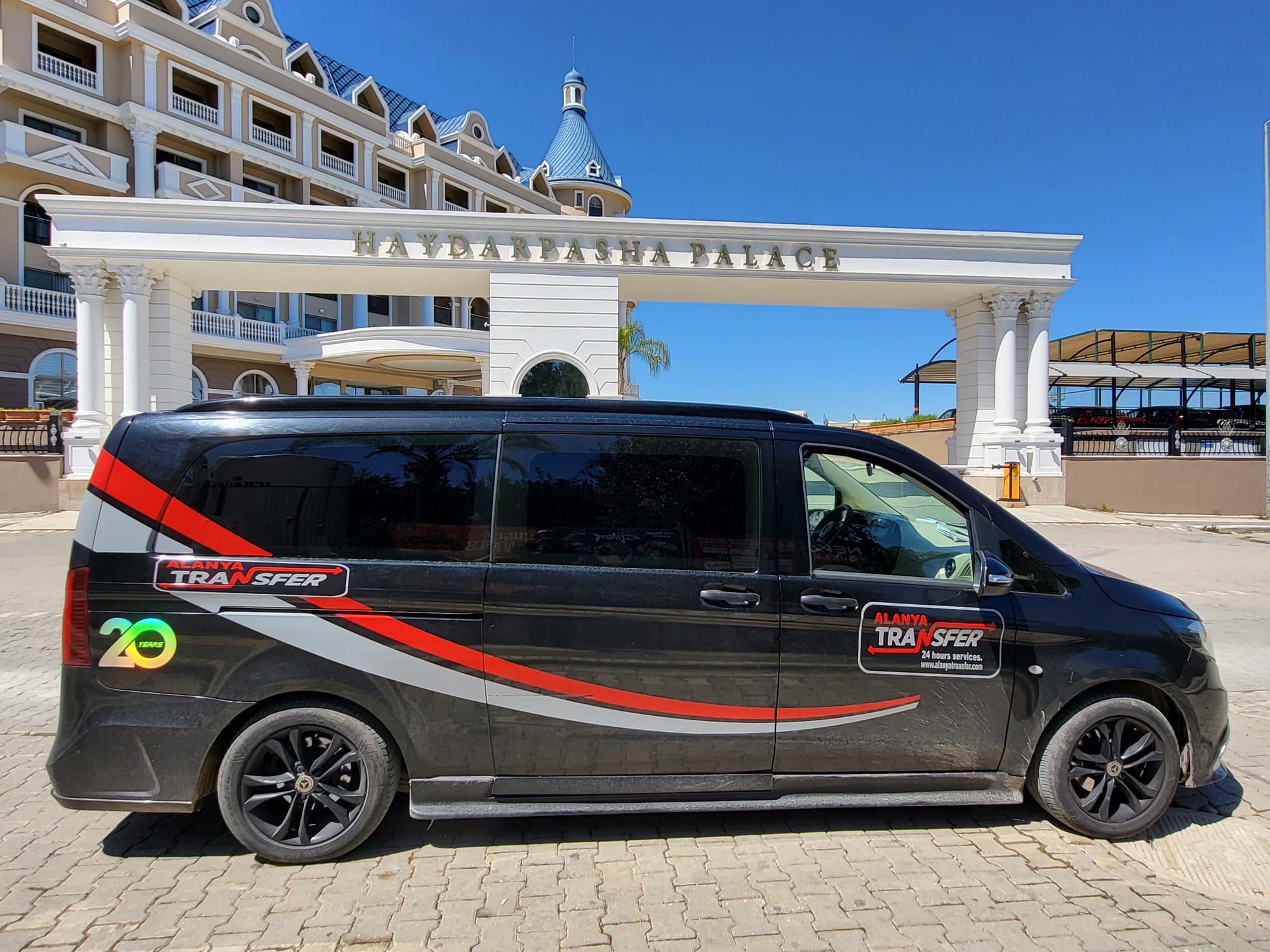 Exclusive VIP Transfer Services from Antalya AYT Airport to Haydarpasha Palace Hotel Türkler with Private Luxury Vehicles and Seamless Door to Door Comfort