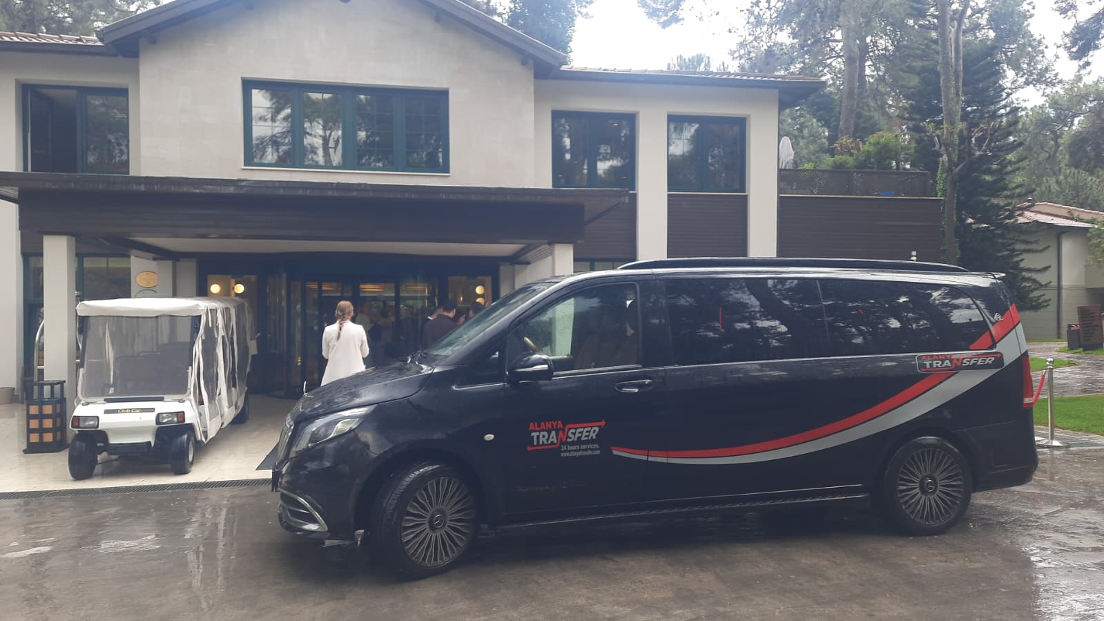 Fast and Comfortable Private Transfer from Gazipaşa Alanya Airport to Akar Residence Mahmutlar with Direct Door to Door Arrival and Reliable 247 Travel Support