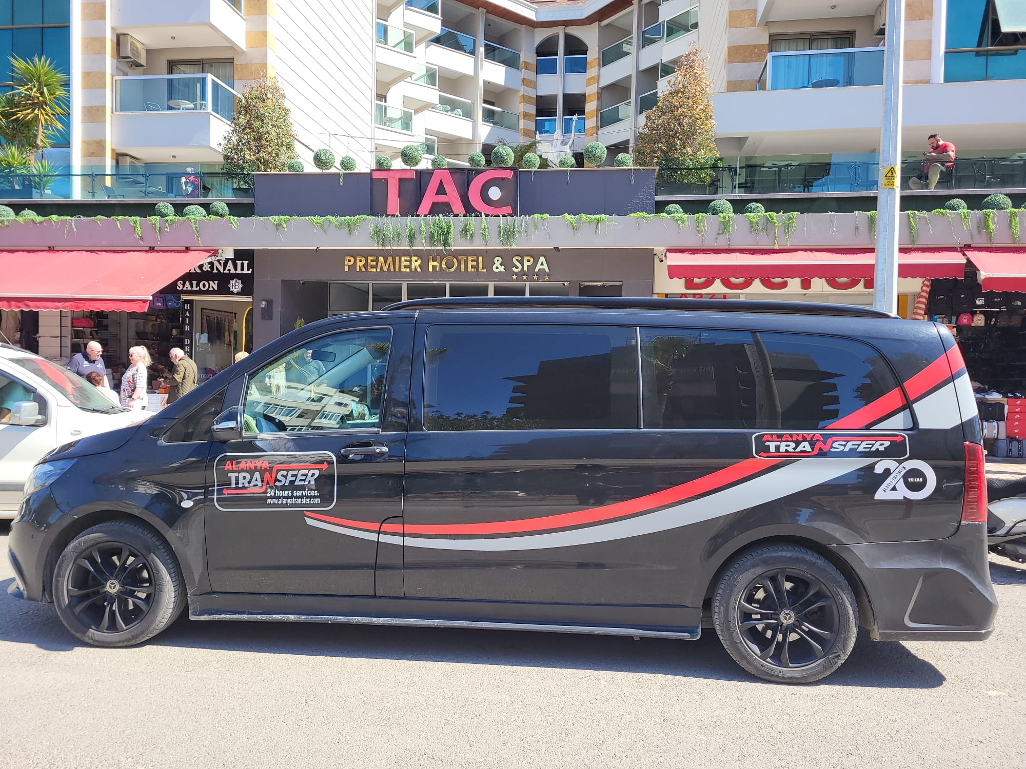 Fast and Comfortable Antalya AYT Airport to Tac Premier Hotel & Spa Alanya VIP Transfer Service for Stress Free Arrival on the Turkish Riviera