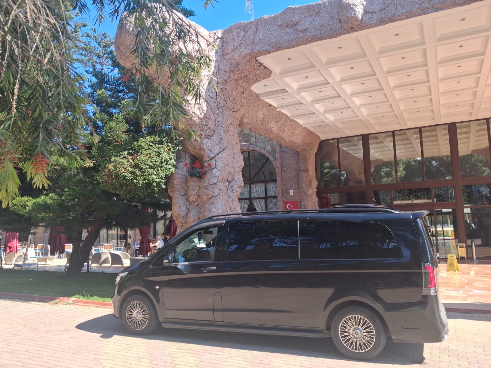 Comfortable and Direct Gazipaşa Alanya Airport to Villa 9 Konaklı Private Transfer Services for Fast Arrival to Your Holiday Residence