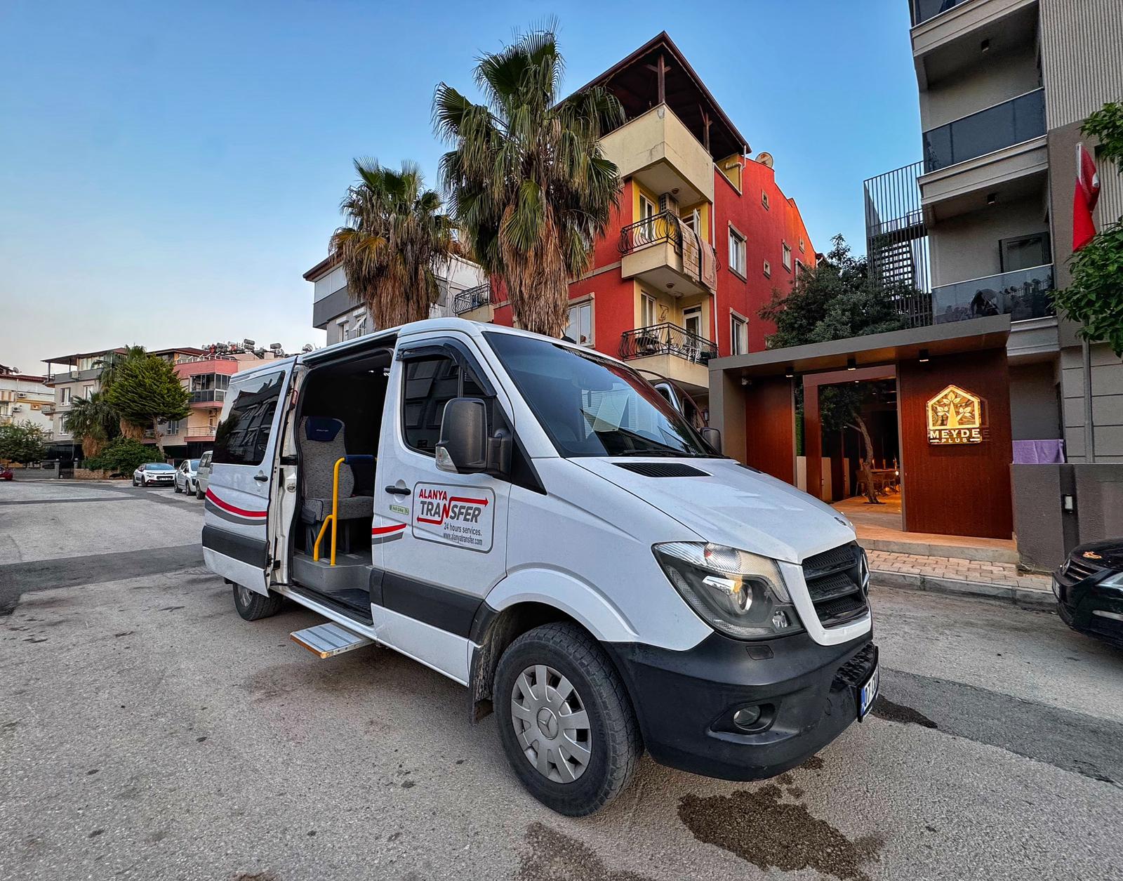 Comfortable and Reliable 247 Private Transfer Services from Kızılot to Konaklı for a Smooth Holiday Journey