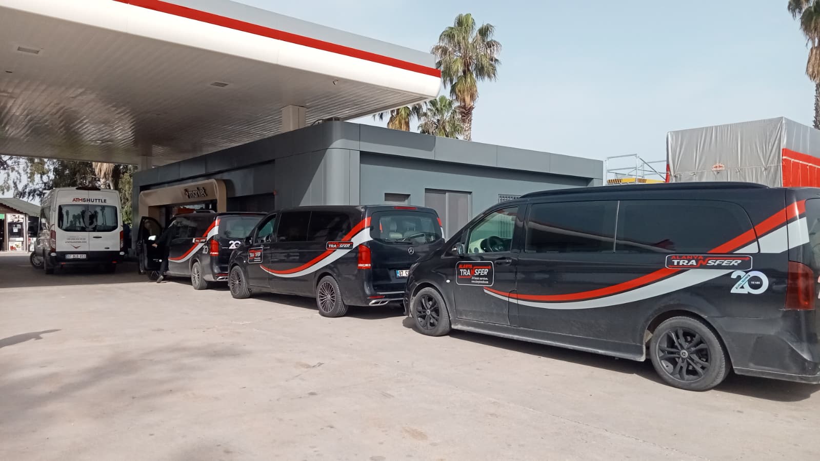 Comfortable and Reliable Private Transfer Services from Gazipaşa Alanya Airport to Helios Residence Alanya for a Smooth and Stress Free Arrival Experience