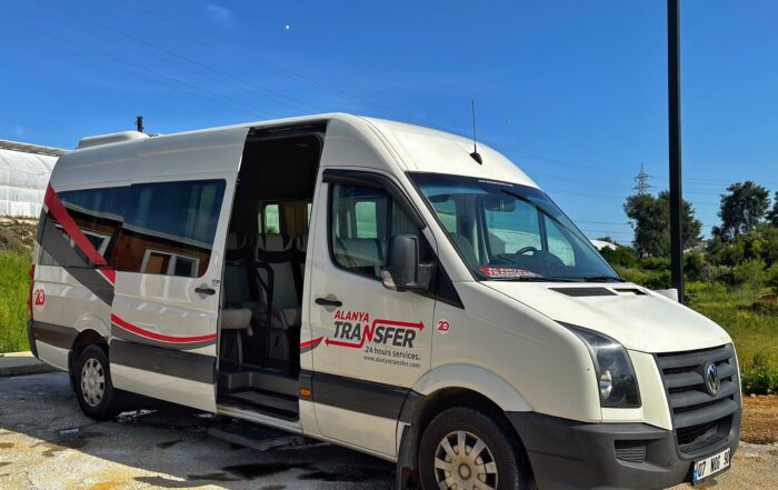 Comfortable and Safe Belek to Konaklı 724 Transfer Services for Holiday Travelers in Antalya