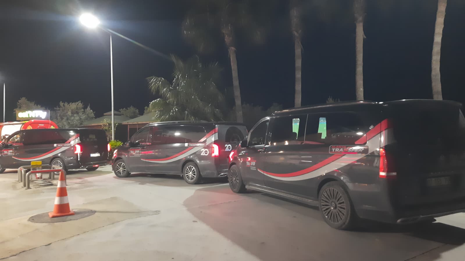 Fast and Comfortable Gazipaşa Alanya Airport to Blue & White Sitesi Oba Alanya Private Transfer Services