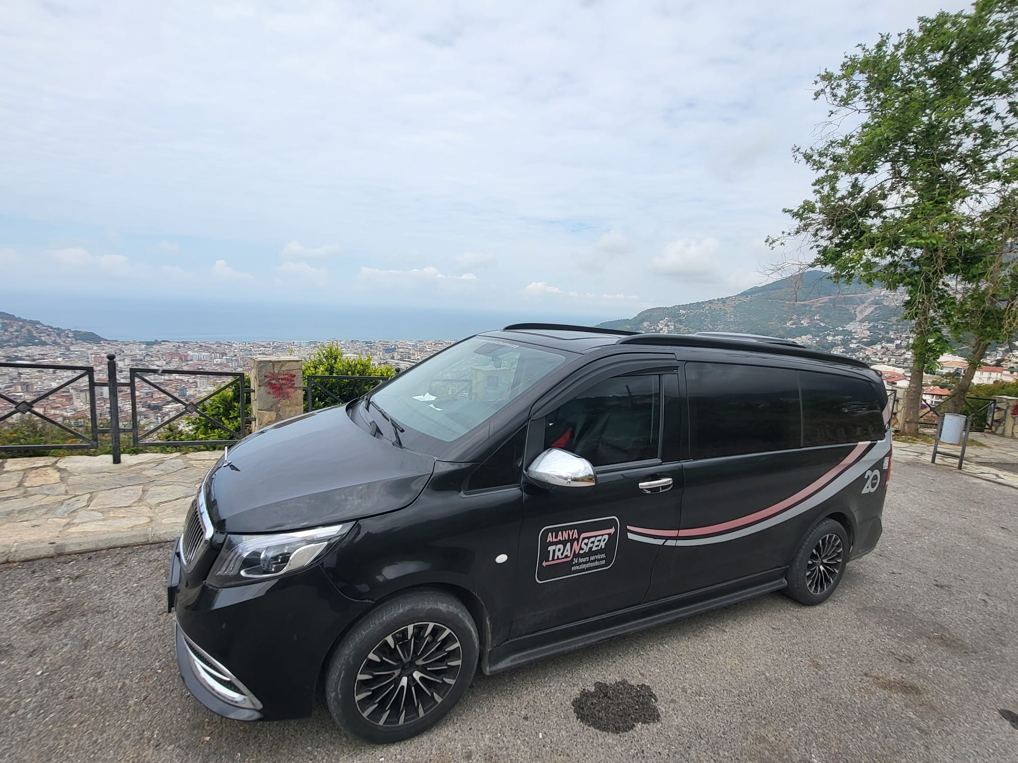 Gazipaşa Alanya Airport to Costa Pearl Oba Alanya Private Transfer Services for a Calm Start in Oba