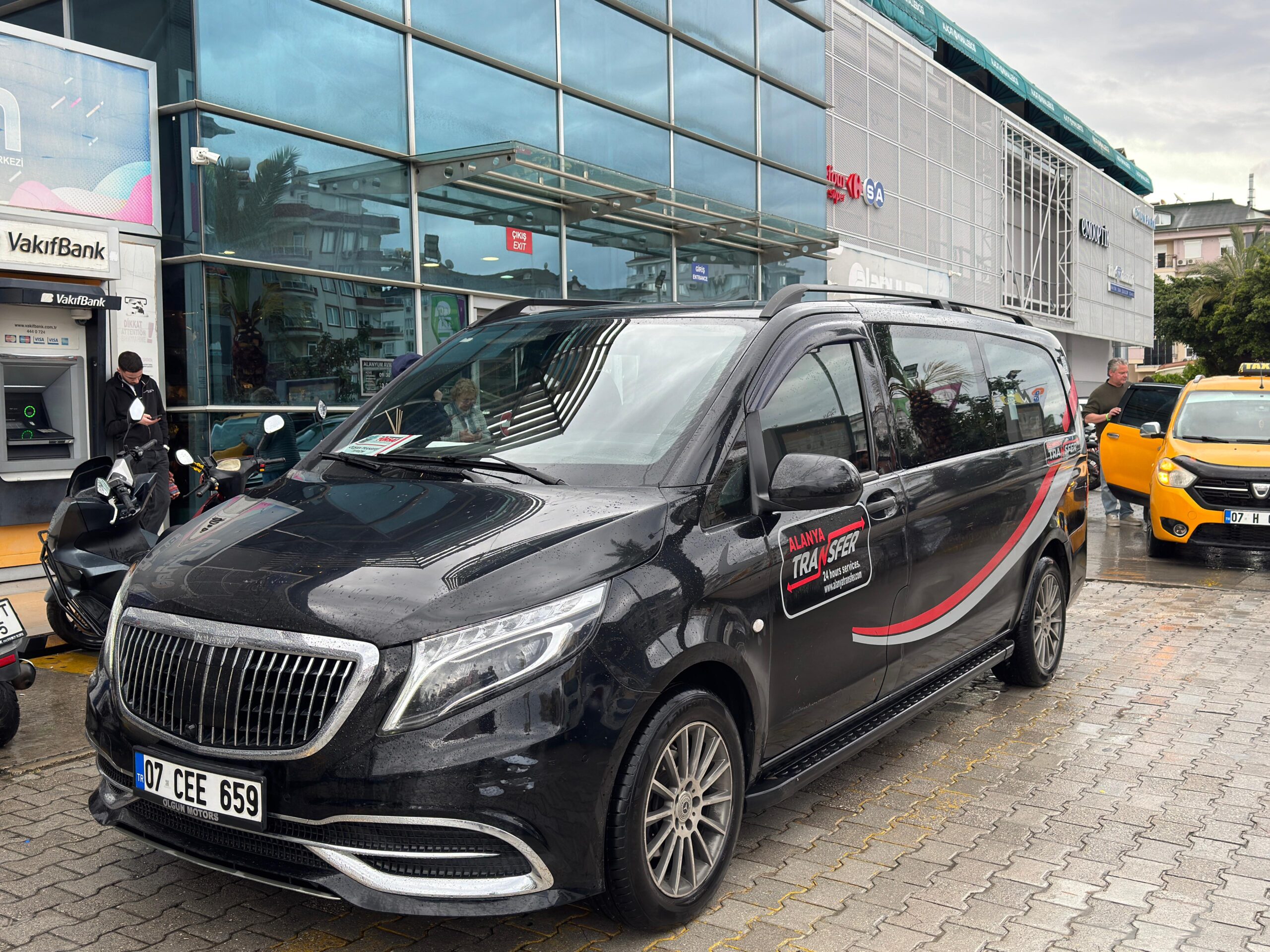 Luxury Antalya AYT Airport to Marvida Club Palmeras Pascha Konaklı VIP Transfer Services for a Relaxing Holiday Experience
