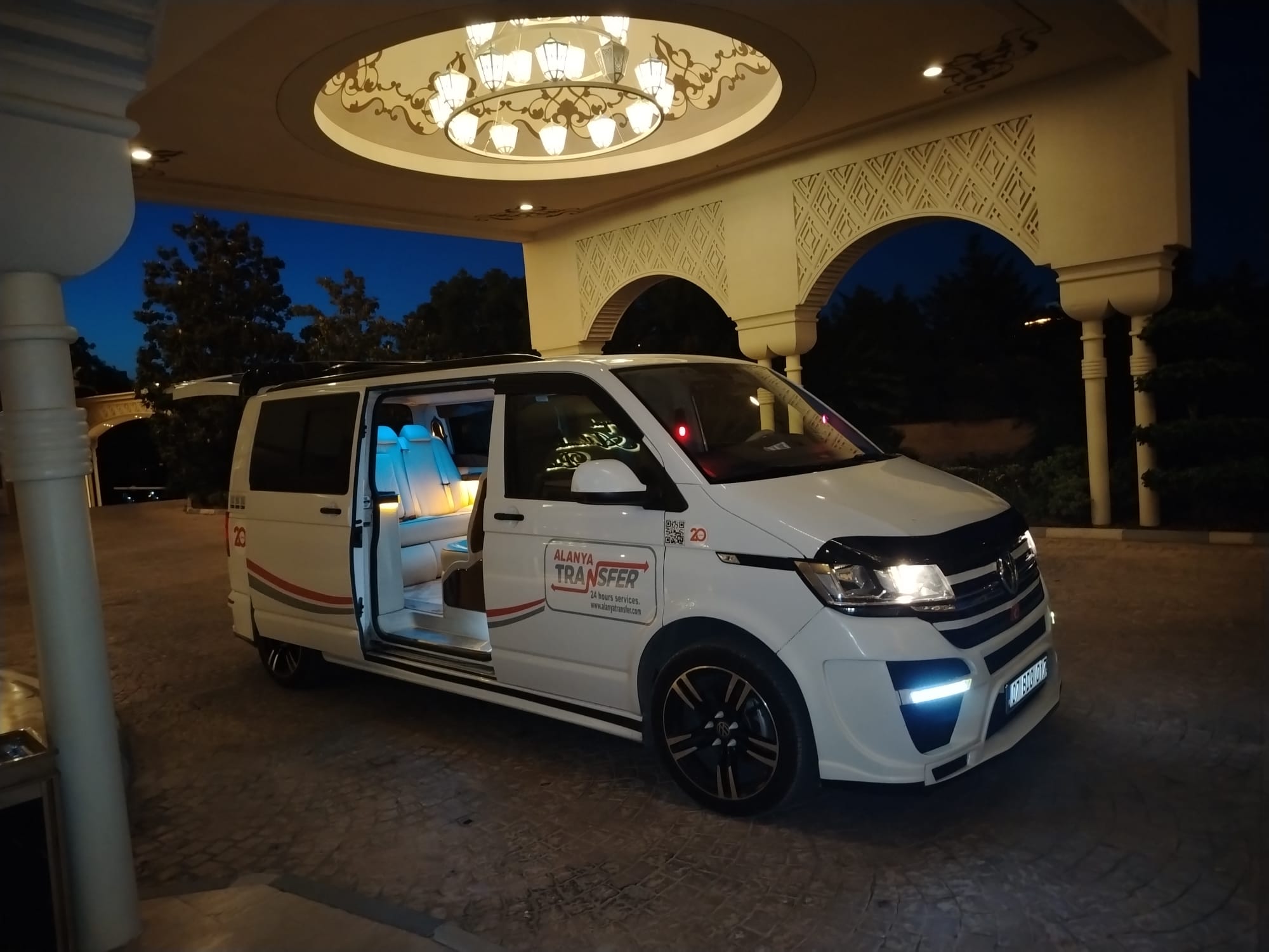 Exclusive VIP Airport Transfer from Antalya AYT to Almaris Resort Hotel Alanya with Direct Hotel Pickup and Premium Travel Comfort
