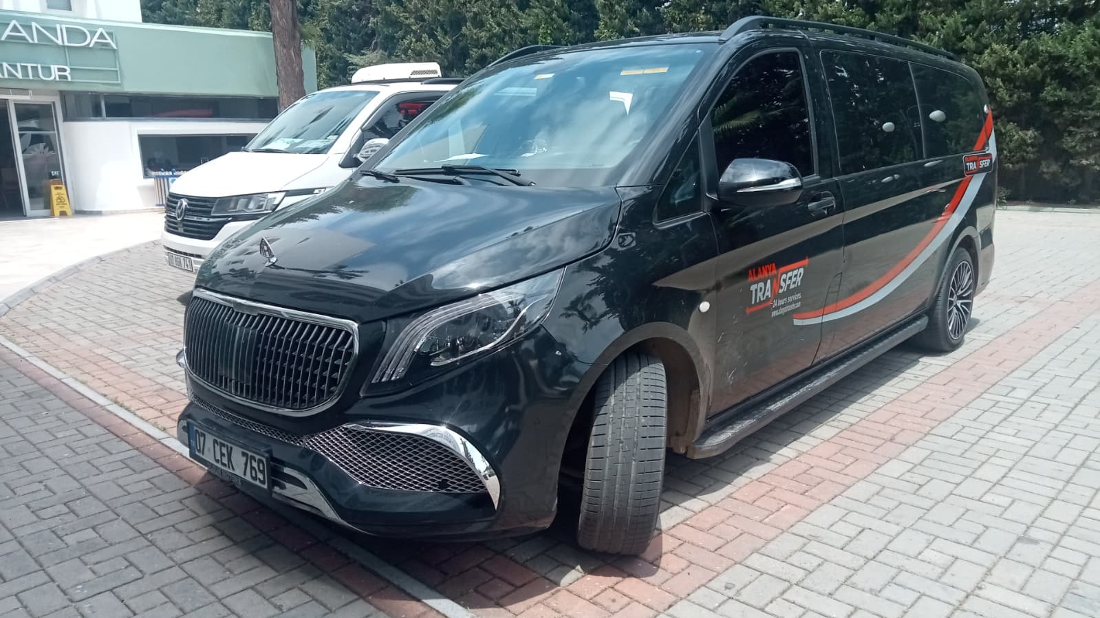 Gazipaşa Alanya Airport to Elite Sun Villas Konaklı Private Transfer Service for a Relaxed Direct and Comfortable Villa Arrival