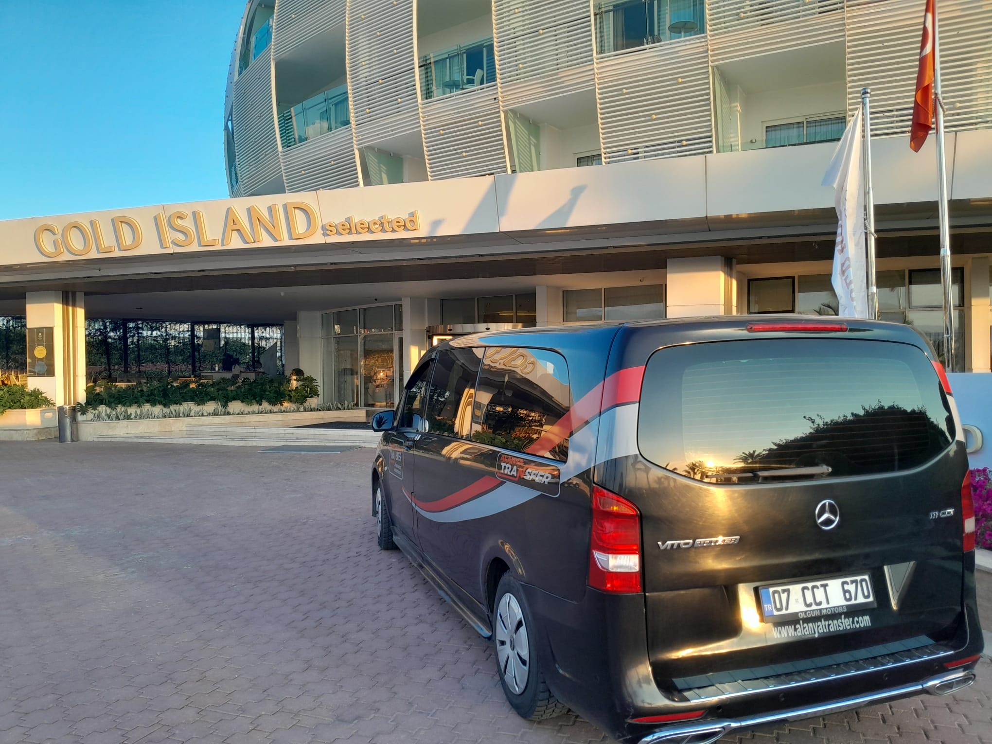 Night and Day Arrival Route from Antalya AYT Airport to Gold Island Selected Hotel Türkler with Premium VIP Vehicle Service