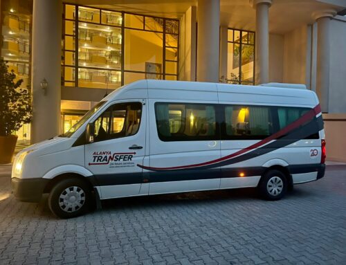 VIP-Privattransfer vom Flughafen Antalya (AYT) zum Casa Franco Hotel in Kaleiçi, Antalya